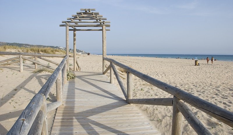 Zahara de los Atunes - plaża na Costa de la Luz (Hiszpania)