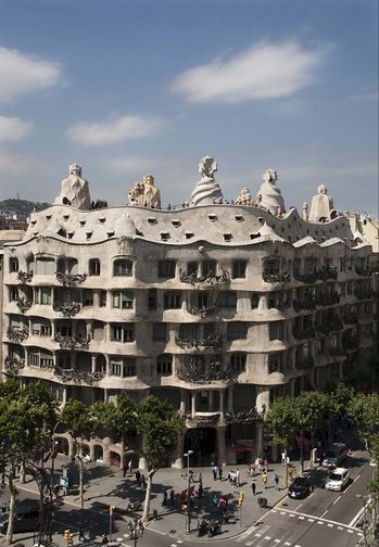La Pedrera lub Casa Mila - Barcelona - Gaudi