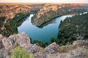 Hoces del Río Duratón - park krajobrazowy w Hiszpanii (Kastylia i Leon)