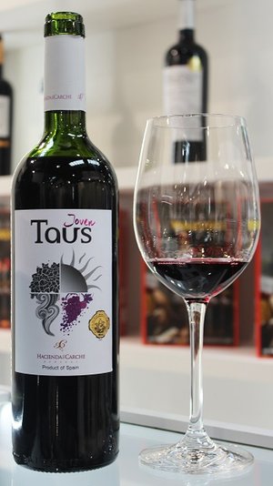 Taus Joven 2015 - wino hiszpańskie DO Jumilla