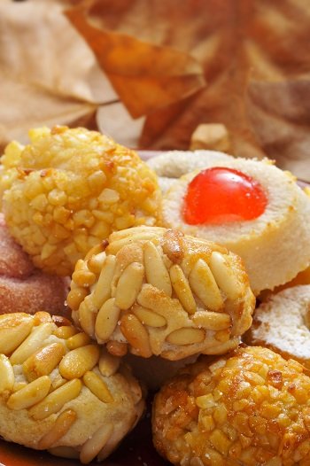 Panellets - katalońskie słodycze na Dzień Wszystkich Świętych